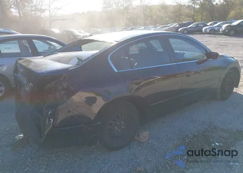 2011 Nissan Altima 2.5 S z USA, uszkodzony, nr VIN 1N4AL2AP7BN479578